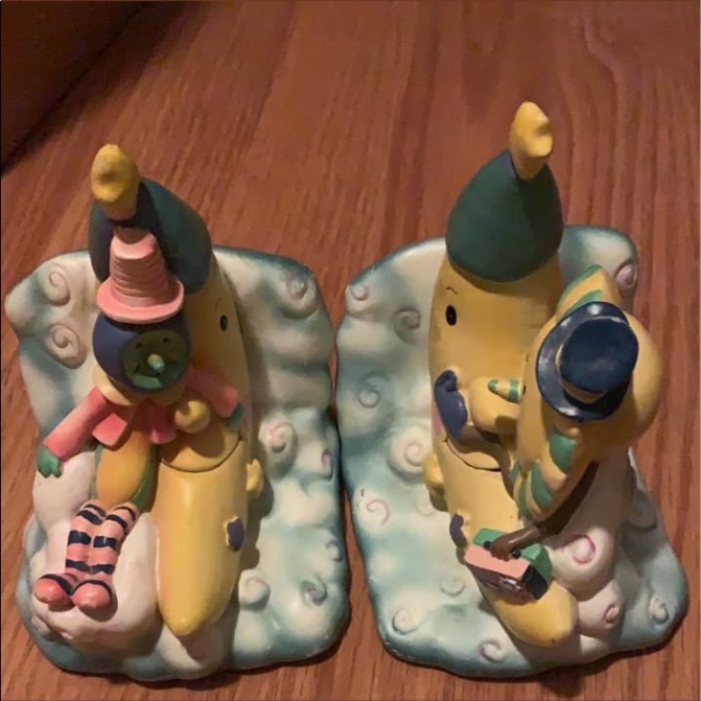 Nursery Rthyme Book Ends